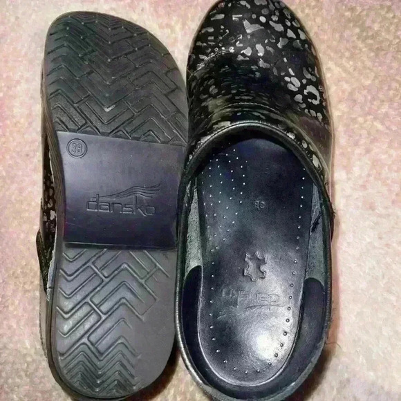 DANSKO LEOPARD Clogs size 38 - Picture 4 of 6